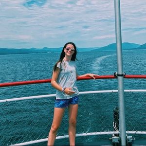 Meet your Posher, Gigi